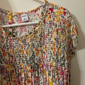 Old Navy Floral Smocked Top XXL